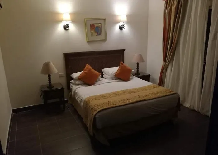 Porto South By Amer Group - Families Only 4* Ajn-Szuhna